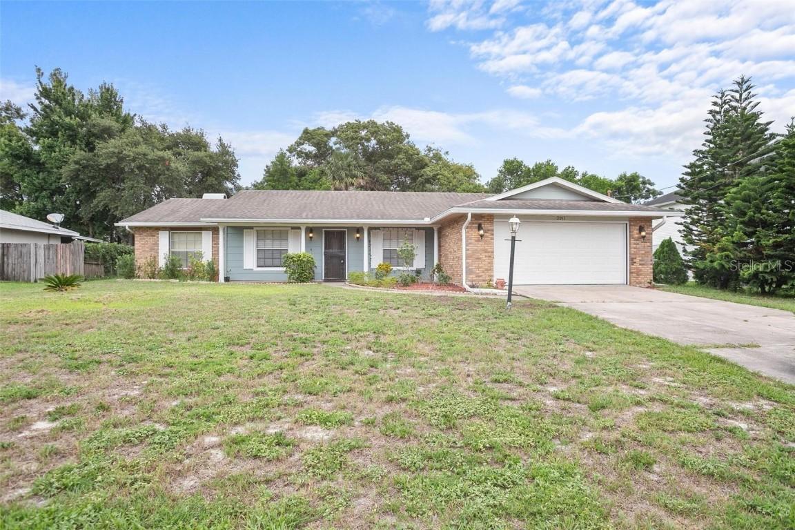 2091 Oldham Ave, Deltona, FL 32725