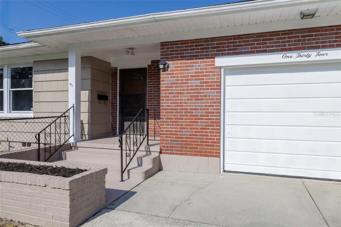134 S Julia Ave., Deland, FL 32720
