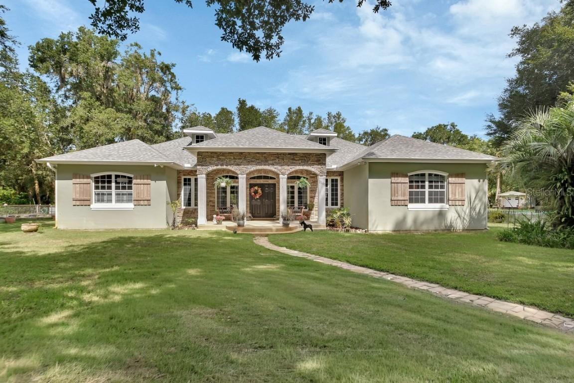 2195 Sage Willow Lane, De Leon Springs, FL 32130