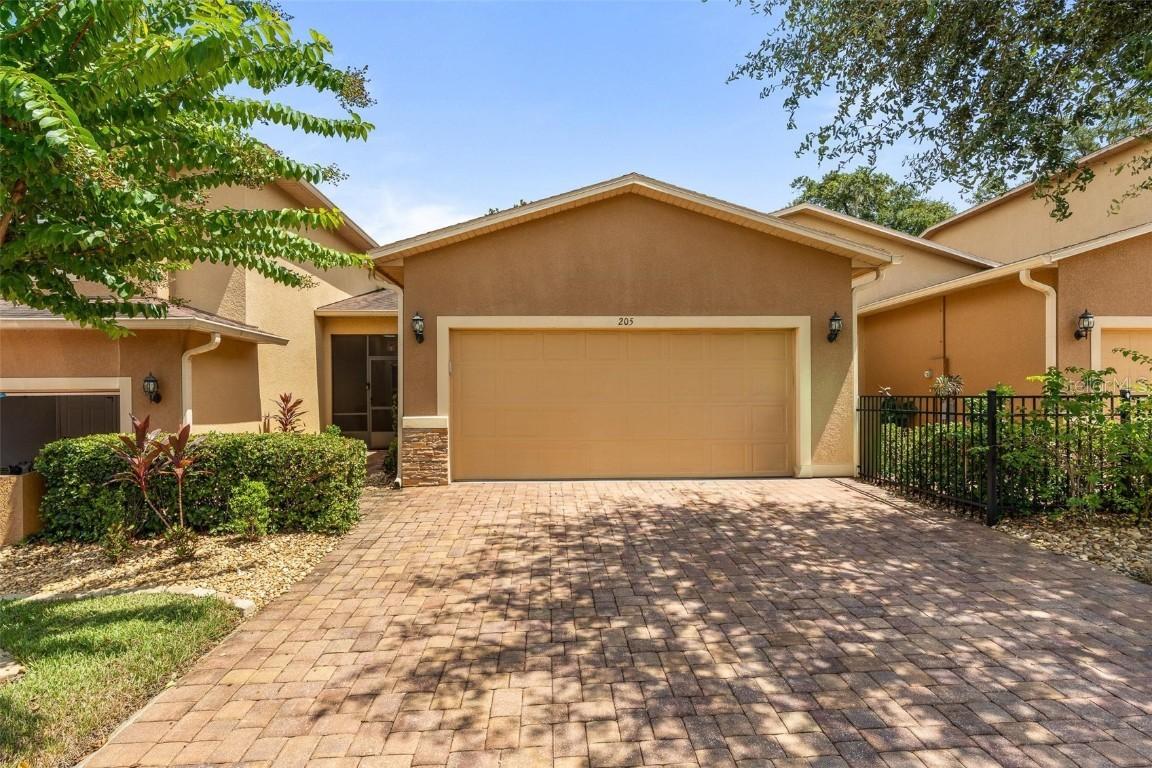 205 Merlot St., Deland, FL 32724