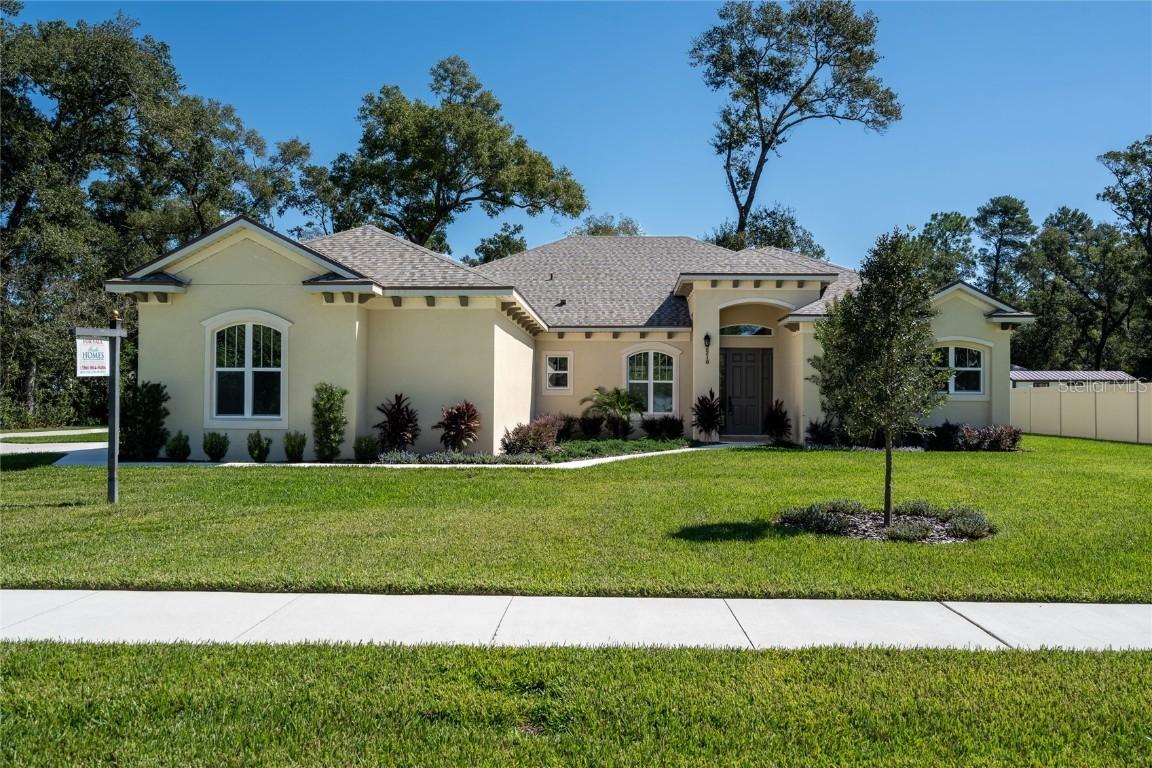 2210 S Sparkman Ave., Orange City, FL 32763