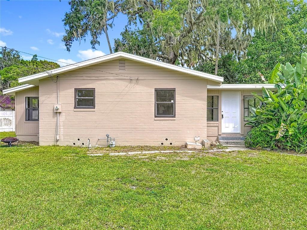 633 1/2 Elm Ave., Daytona Beach, FL 32117
