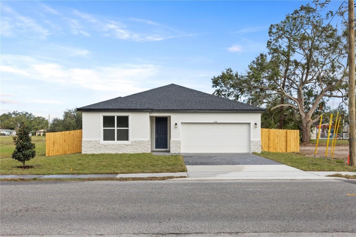 1211 W 15th St., Sanford, FL 32771