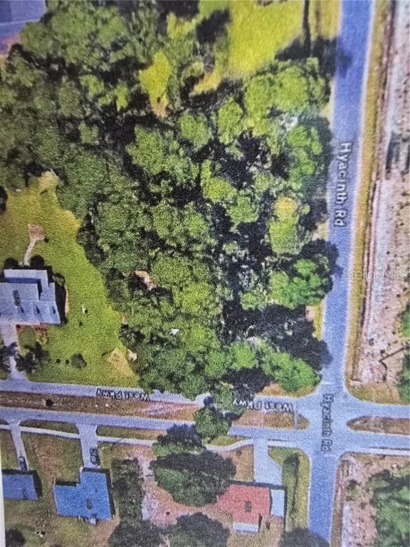 West Pkwy., Deland, FL 32724
