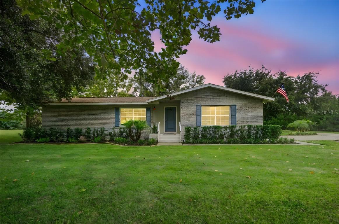 20018 Bill Collins Rd., Eustis, FL 32736