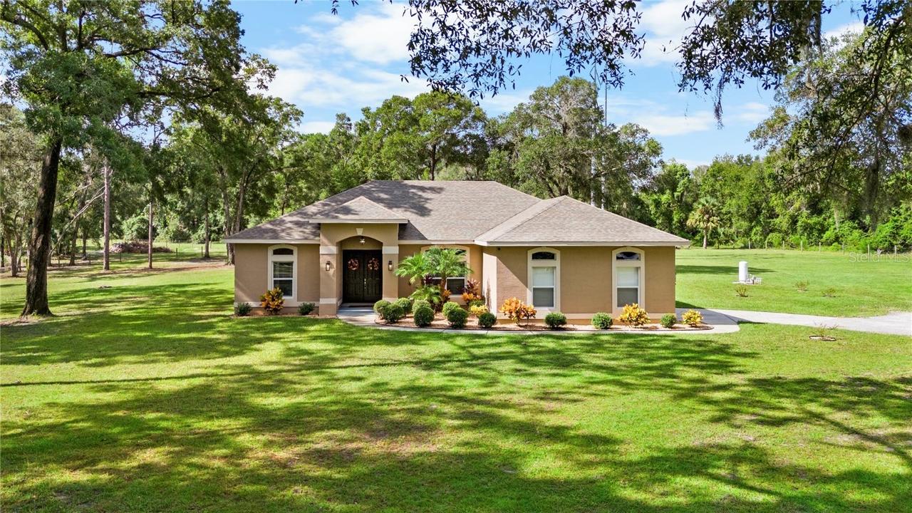 1251 Pressly Cir., Deland, FL 32720