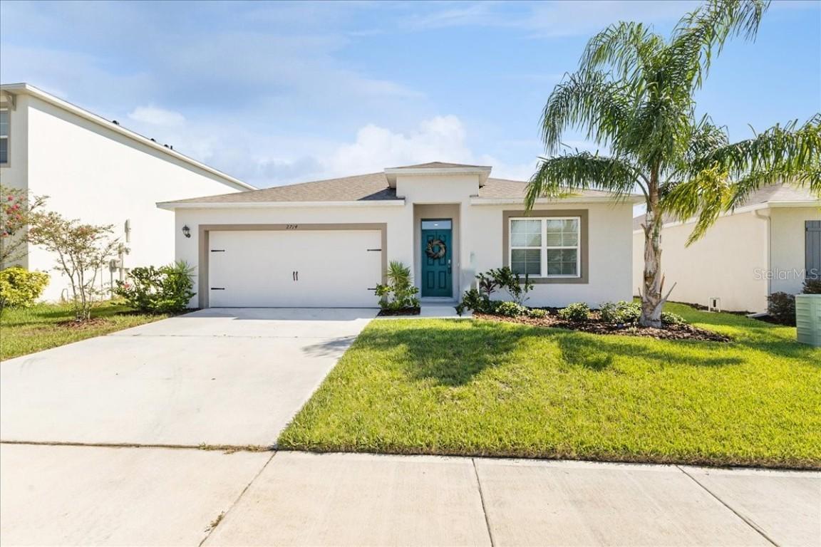 2714 Neverland Dr., New Smyrna Beach, FL 32168