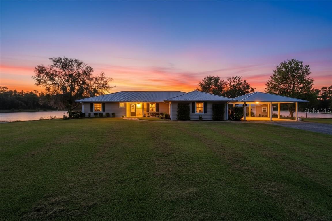 1713 Reynolds Rd., De Leon Springs, FL 32130