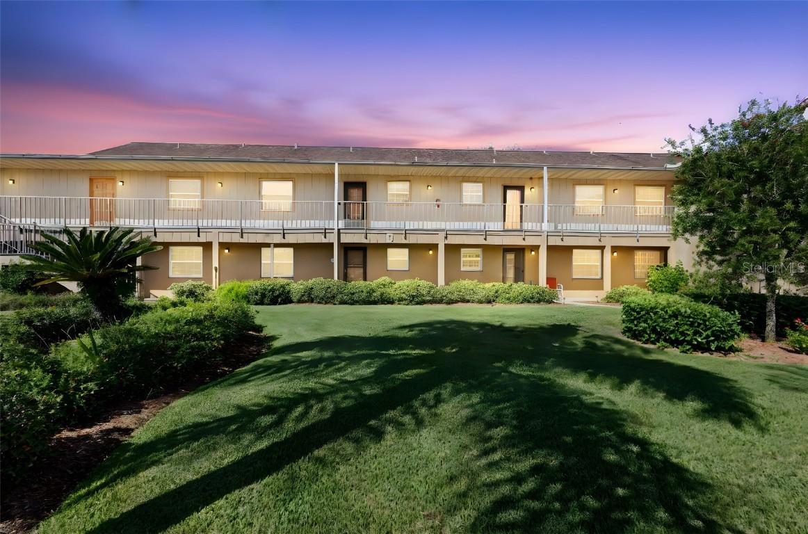 1640 Juno Tr. #202D, Astor, FL 32102