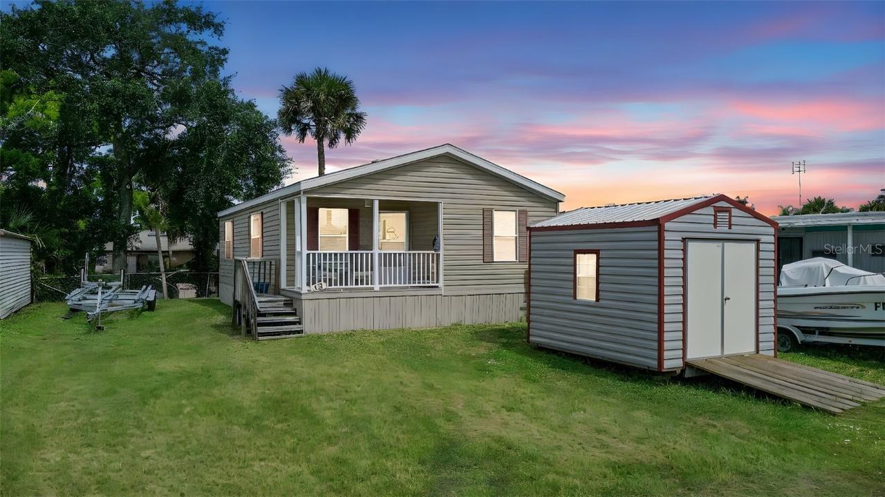 121 Lewis St., Edgewater, FL 32141