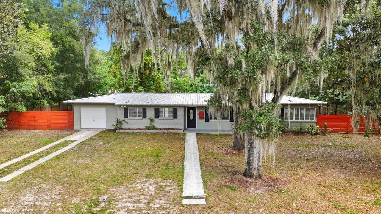 130 SW Peach St., Keystone Heights, FL 32656