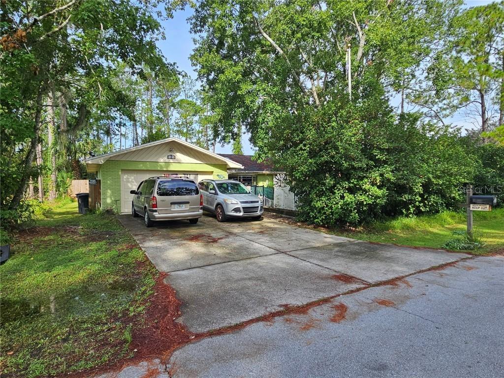 2 Poinbury Dr., Palm Coast, FL 32164