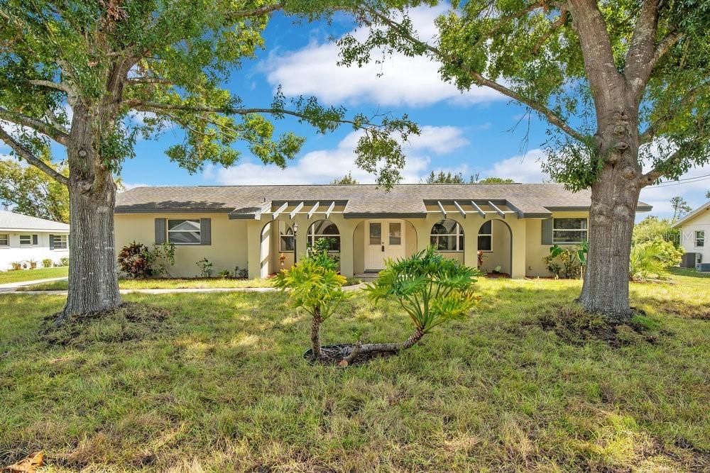 1143 E Fowler Dr., Deltona, FL 32725
