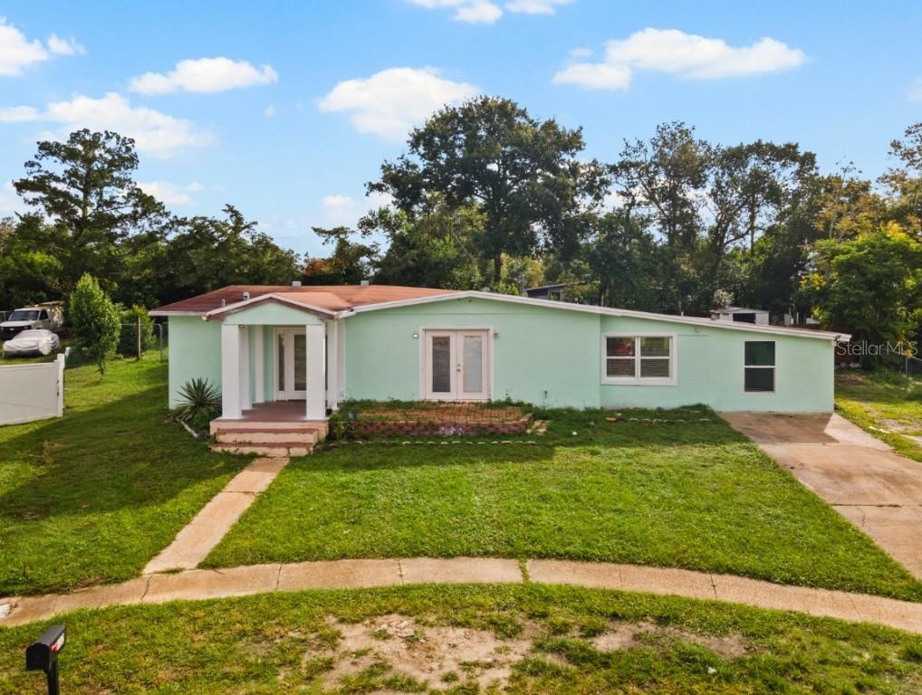 812 Lily Ct., Deltona, FL 32725