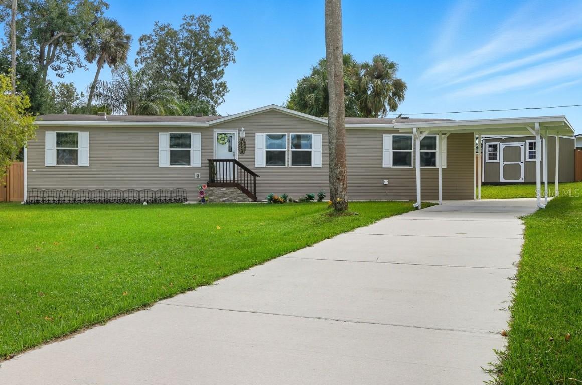 1137 Yaupon St., Daytona Beach, FL 32117