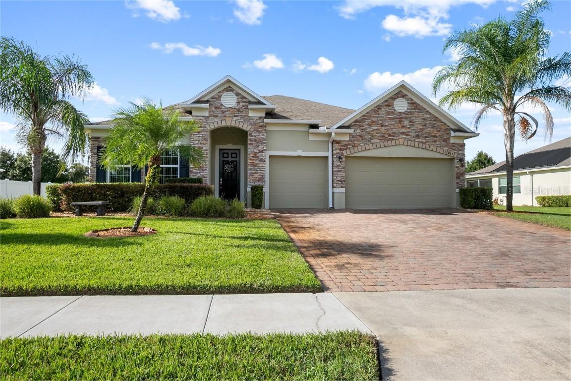 105 Blanco Dr., Deland, FL 32724