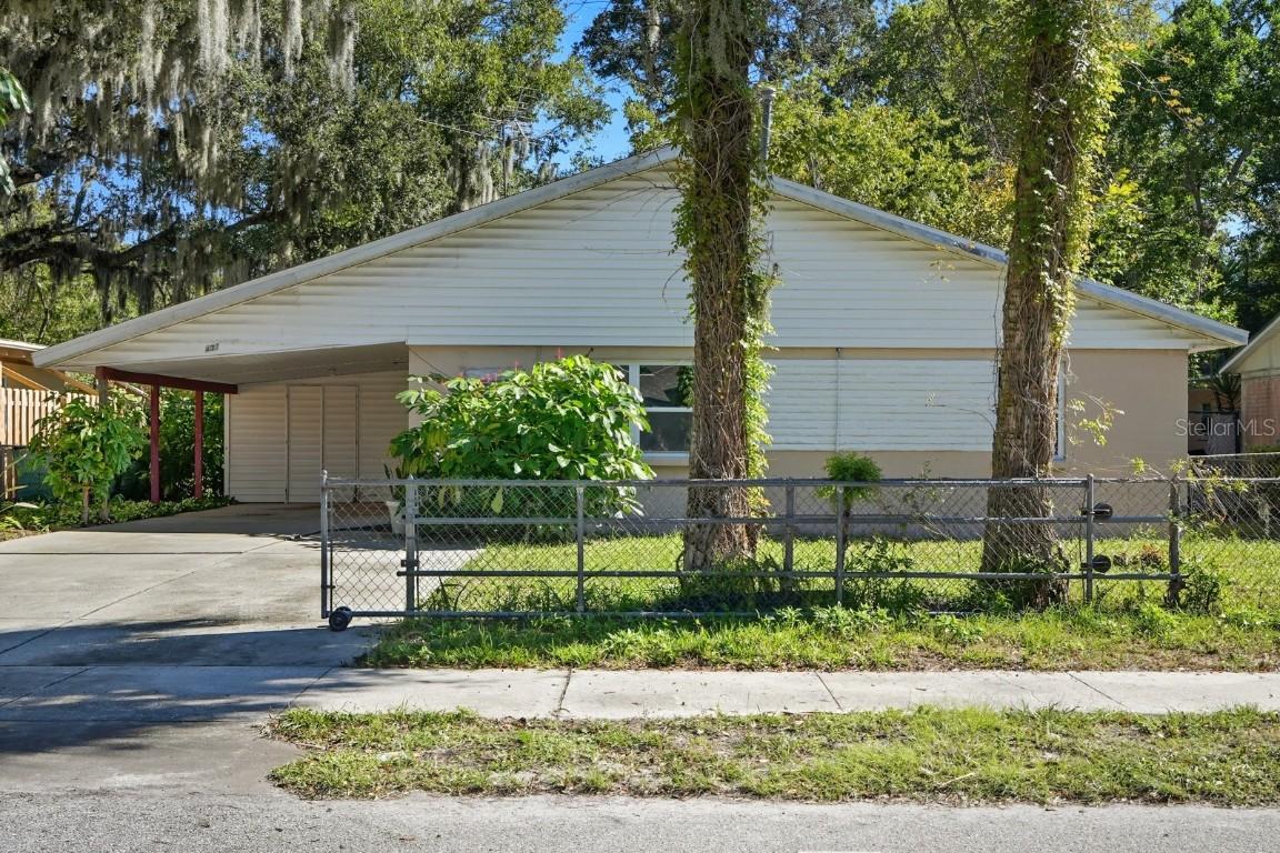 437 Lockhart St., Daytona Beach, FL 32114