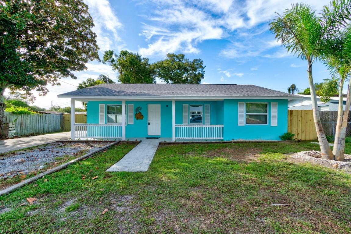 404 Adele St., Edgewater, FL 32132