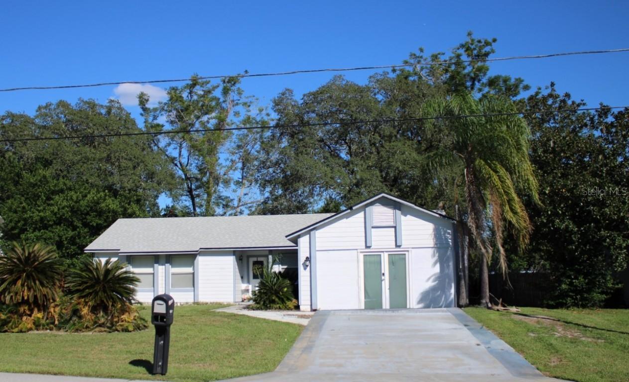 2487 Sedgefield Ave., Deltona, FL 32725