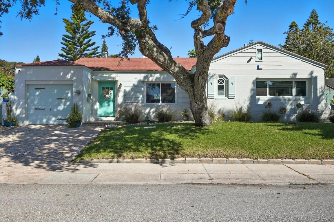 309 Sears Ave., Daytona Beach, FL 32118