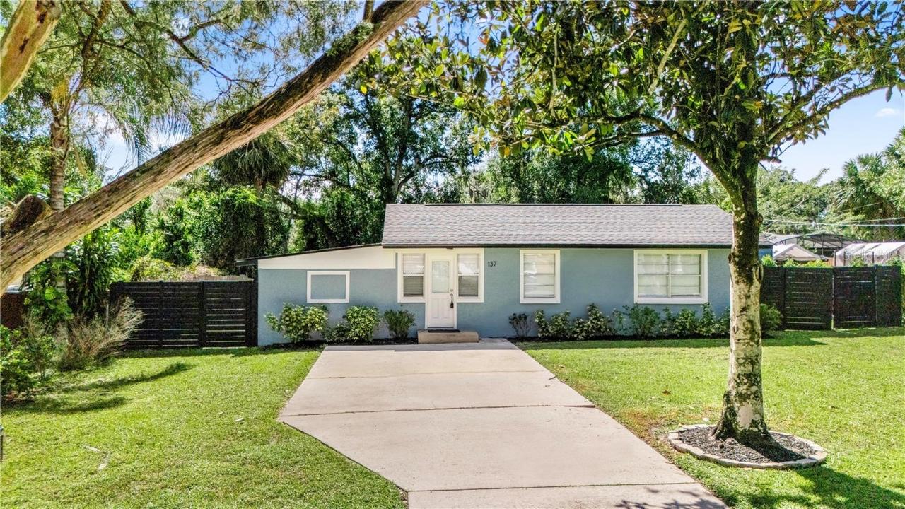 137 Caracas Rd., Debary, FL 32713