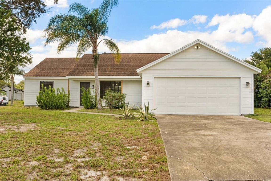 1490 April Ave., Deltona, FL 32725
