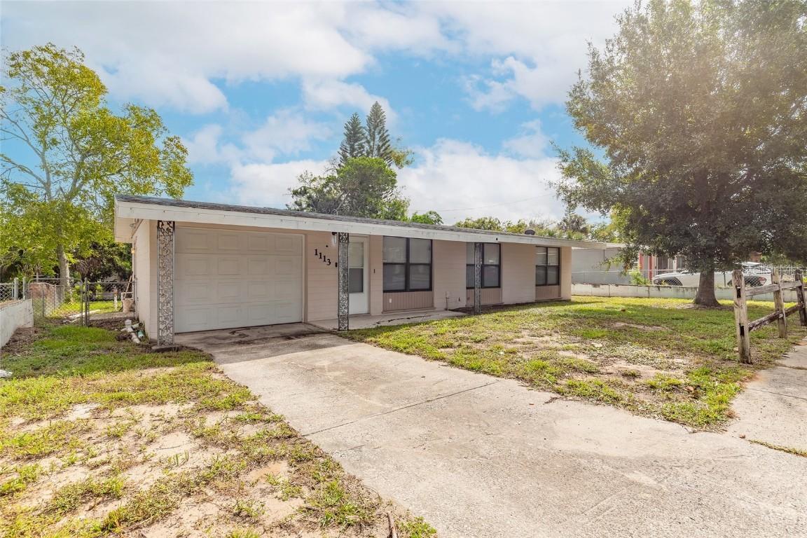 1113 Berkshire Rd., Daytona Beach, FL 32117