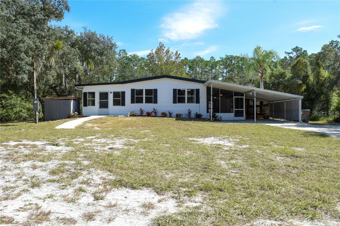 47110 Central Ave., Paisley, FL 32767