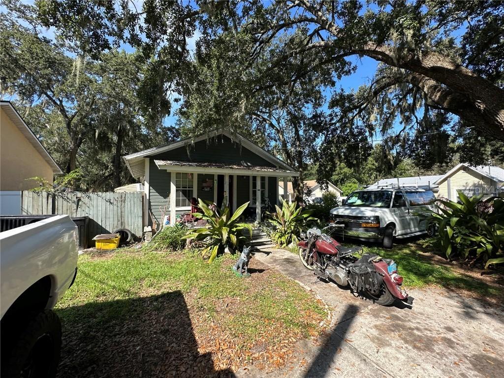 510 E Lee St., Plant City, FL 33563