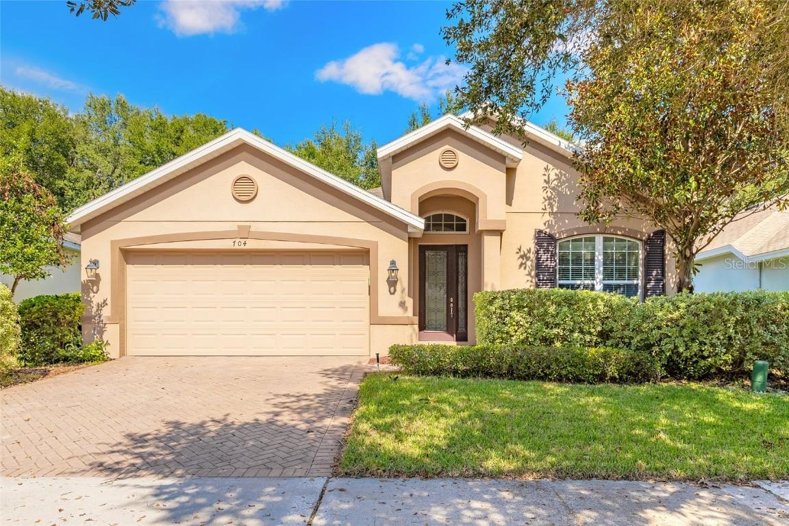 704 Preakness Cir., Deland, FL 32724