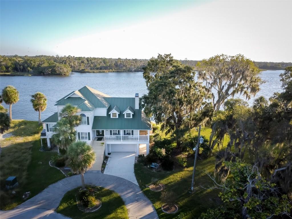 2130 NW 14th St., Crystal River, FL 34428