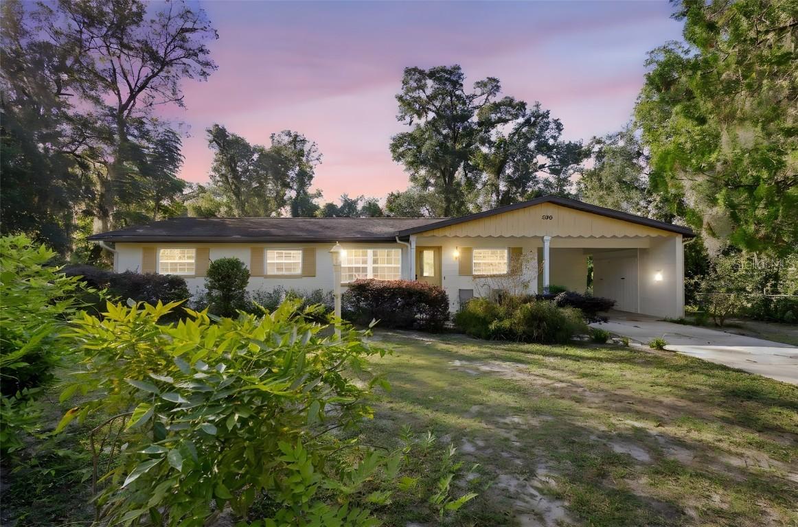 526 Cumberland Rd., Deland, FL 32724