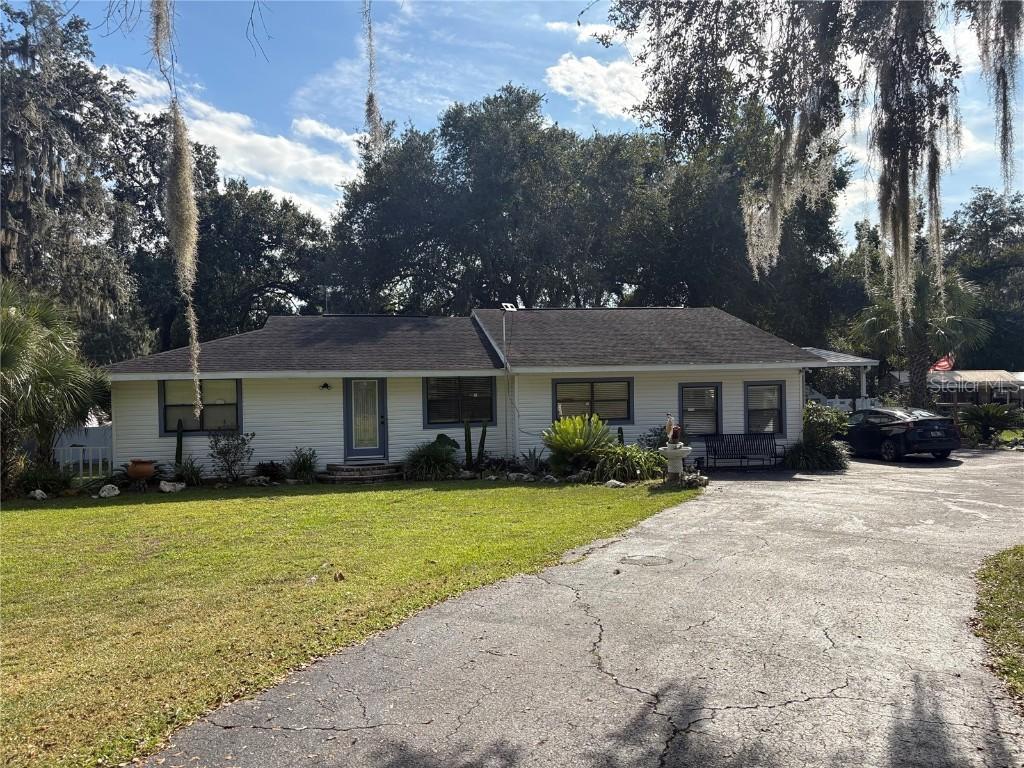 270 W Mcclendon St., Lady Lake, FL 32159