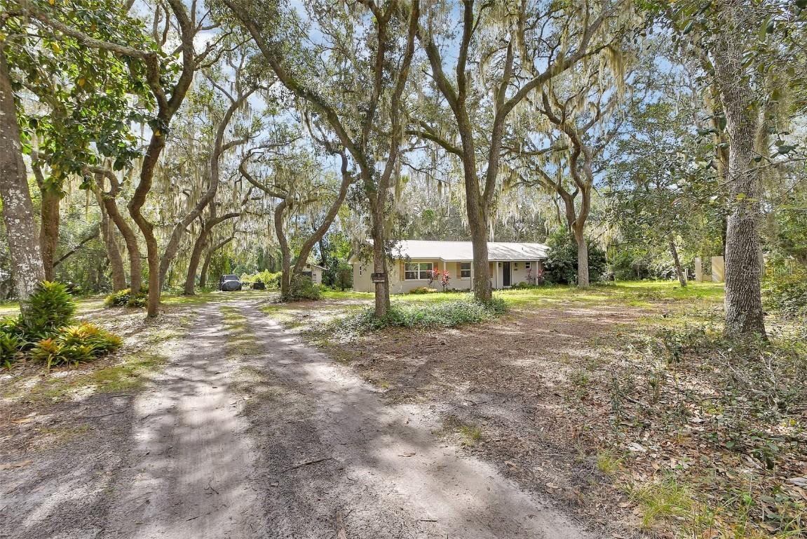 4370 Grant St., Deland, FL 32724