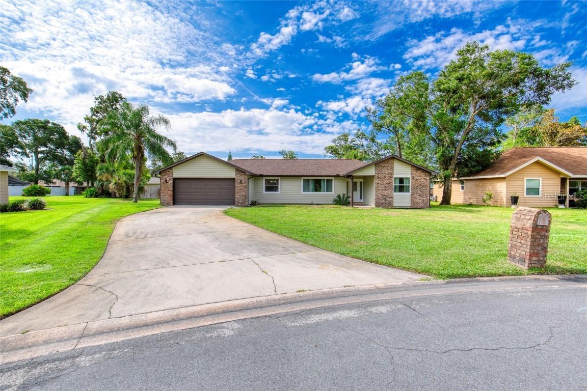63 Sycamore Cir., Ormond Beach, FL 32174