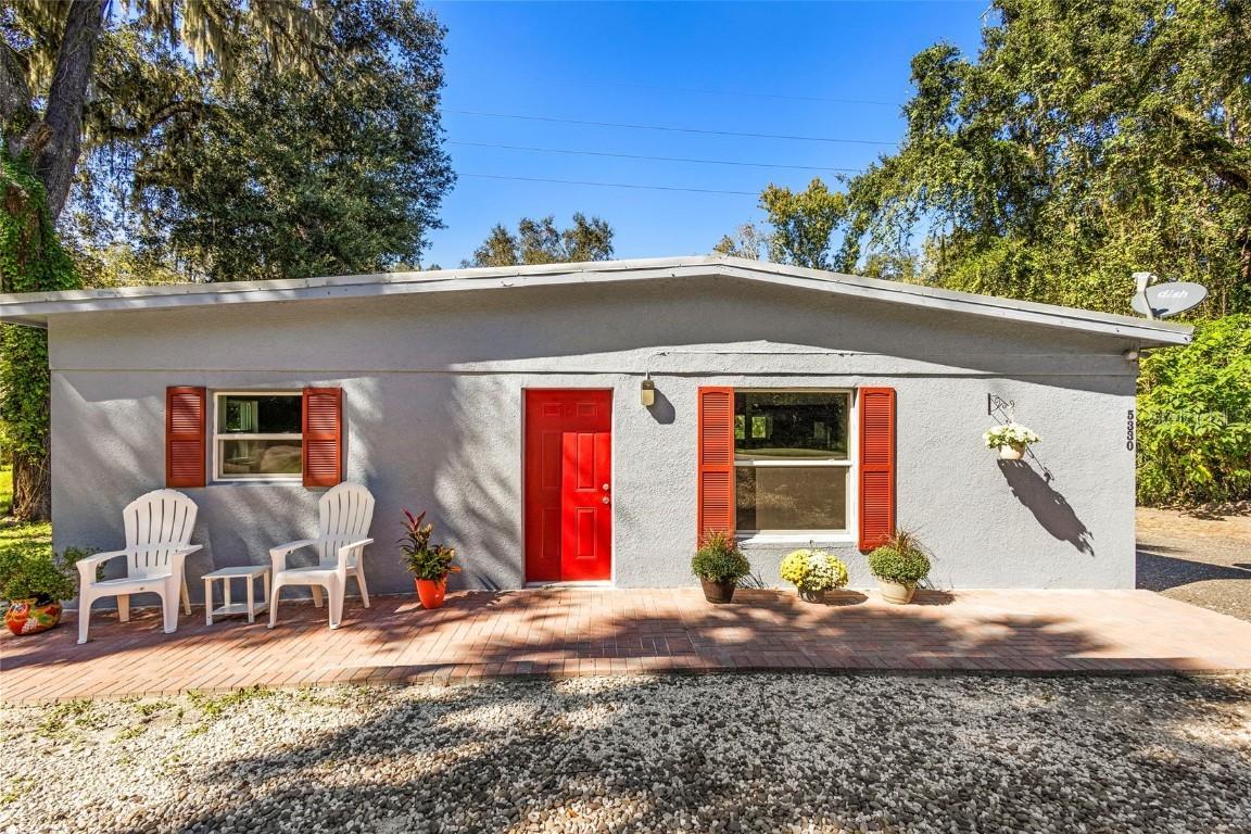 5330 Park Ave., De Leon Springs, FL 32130