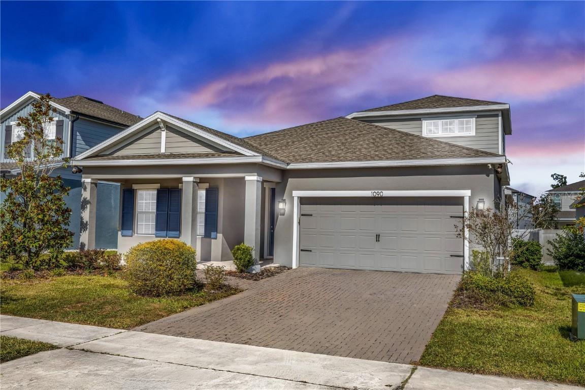 1090 Chelan Falls Dr., Deland, FL 32724