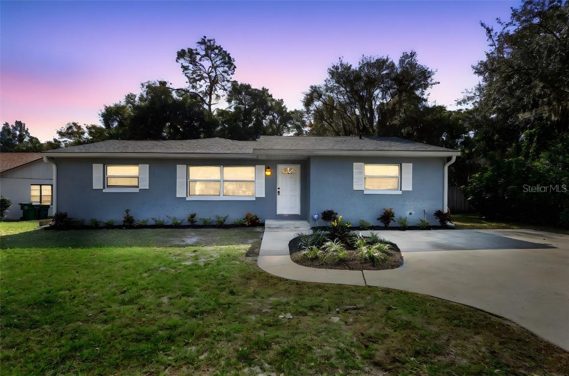 706 E Wisconsin Ave., Deland, FL 32724