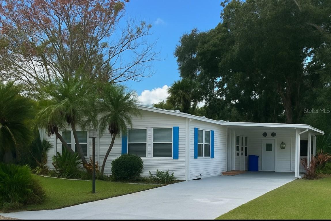 304 Portside Ln., Edgewater, FL 32141