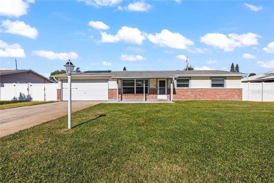 536 Peacock Rd., Holly Hill, FL 32117