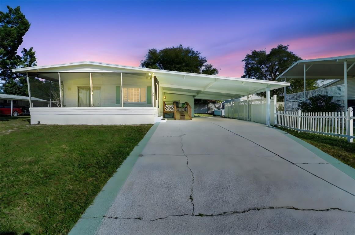 105 Florence Blvd., Debary, FL 32713