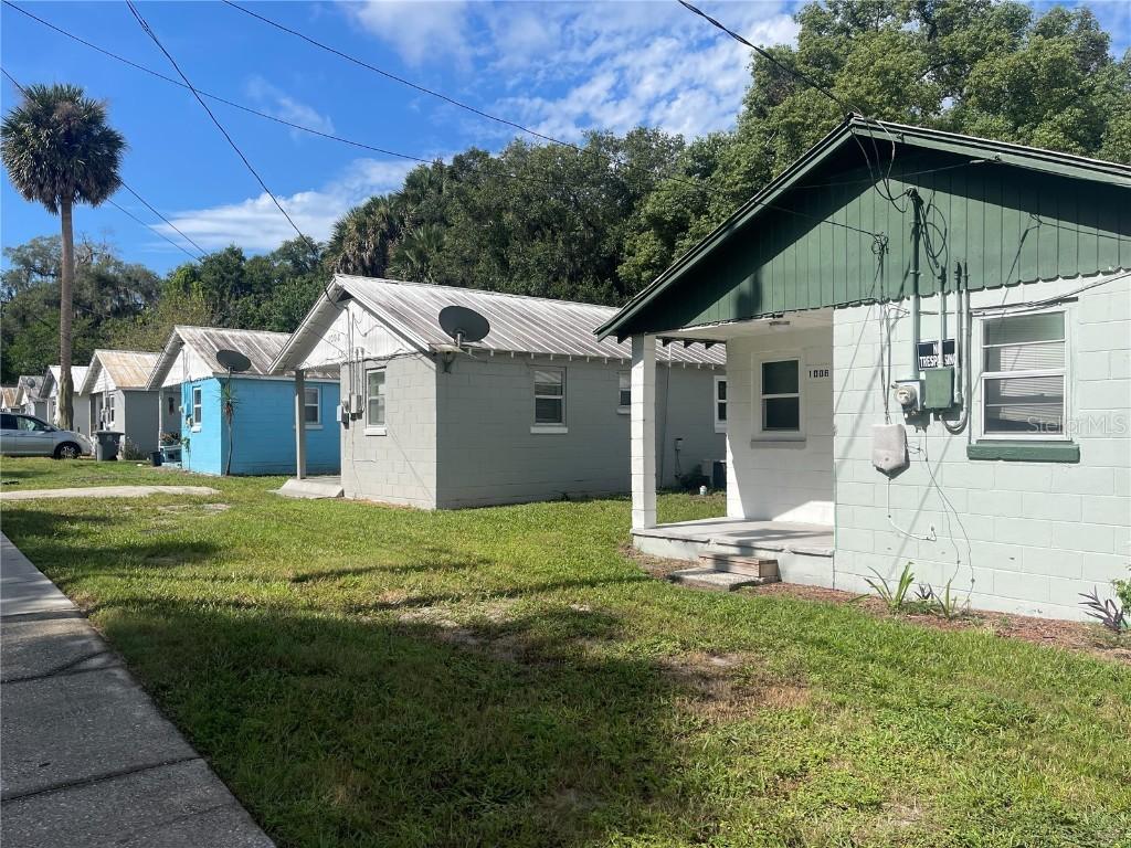 1006 S Clara Ave., Deland, FL 32720