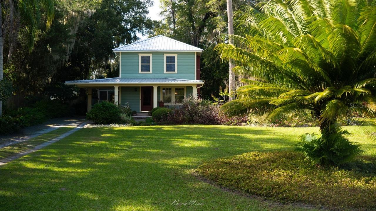 444 N Julia Ave., Deland, FL 32720