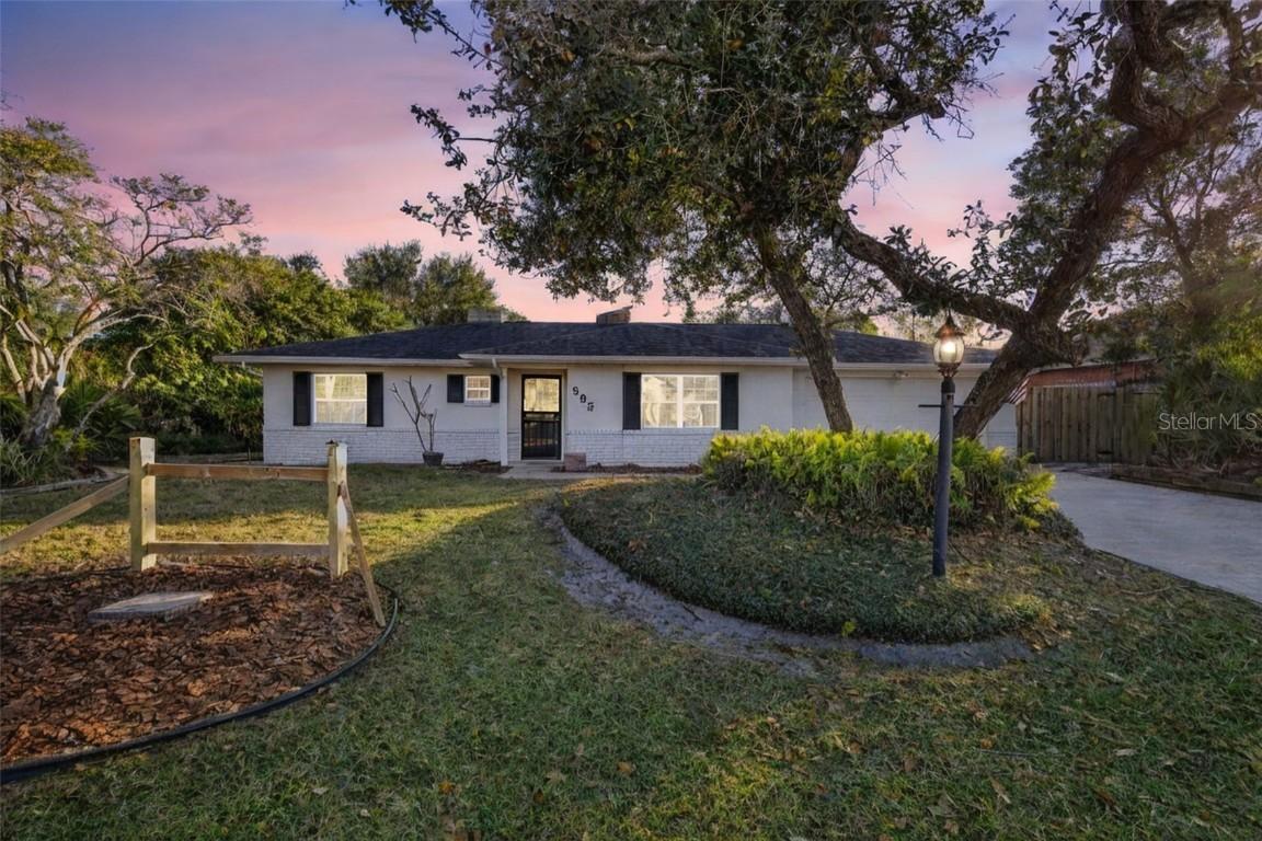 995 Sweetbrier Dr., Deltona, FL 32725