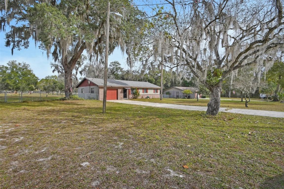 2341 Chapel Hill Dr., Deland, FL 32720