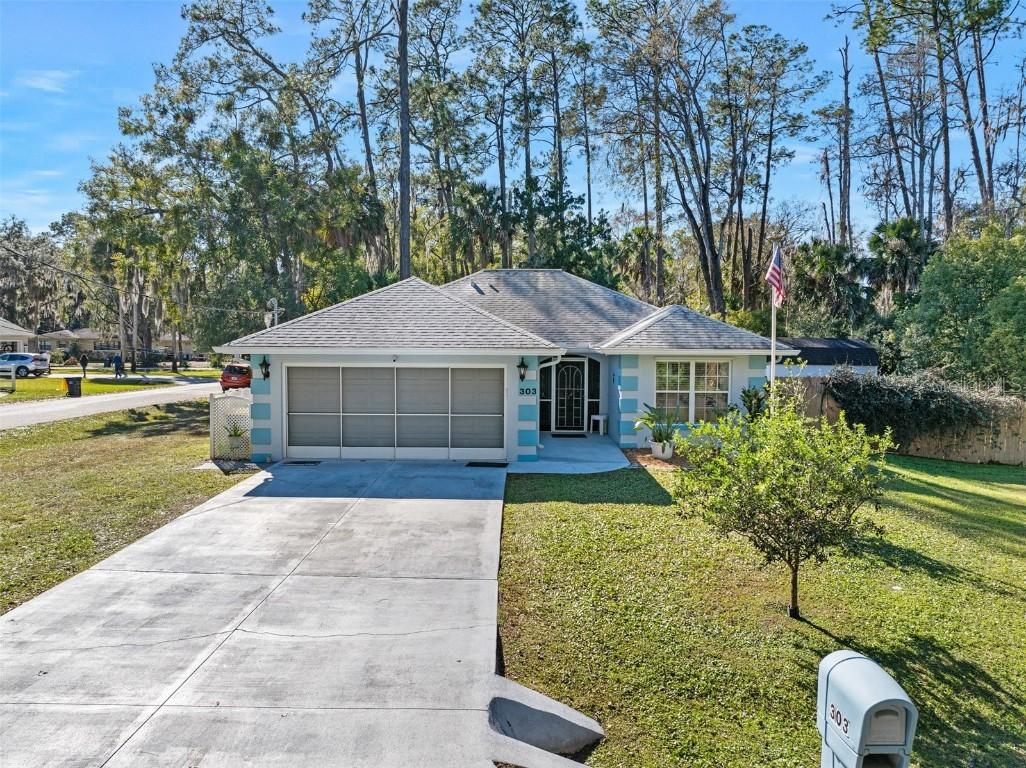 303 N Anderson St., Bunnell, FL 32110