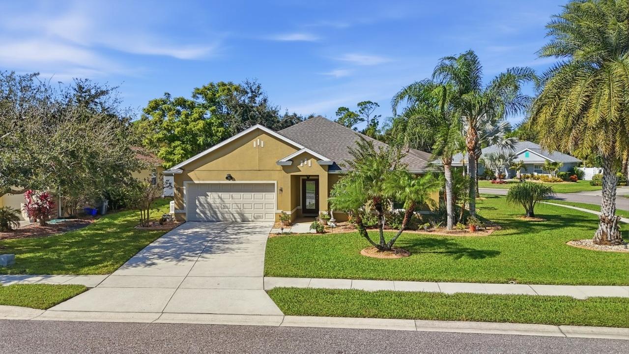 740 Grape Ivy Ln., New Smyrna Beach, FL 32168