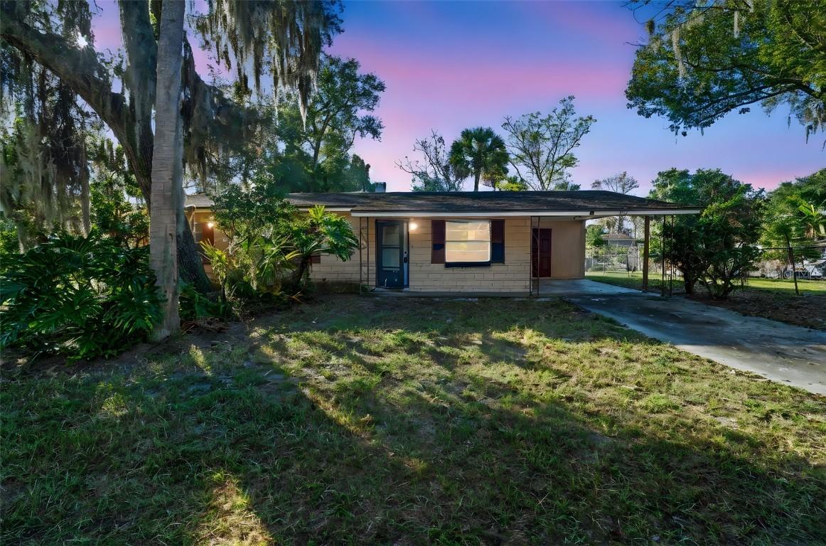 298 Nursery St., Oviedo, FL 32765