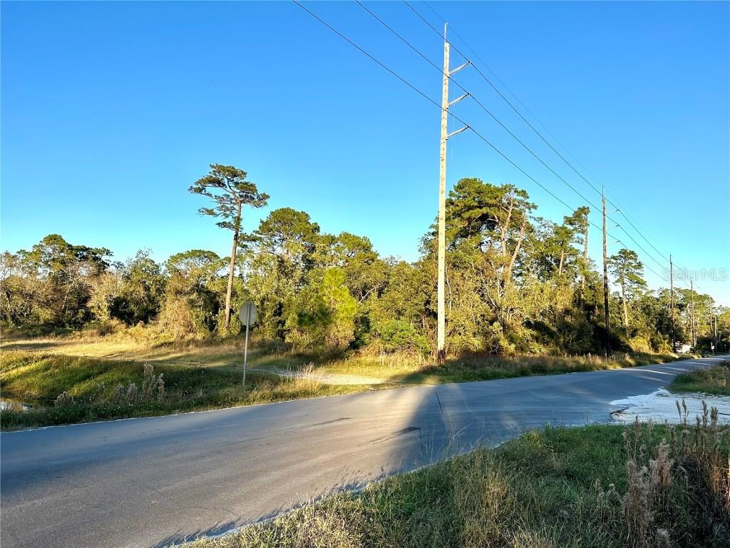 1635 Central Pkwy., Deland, FL 32724