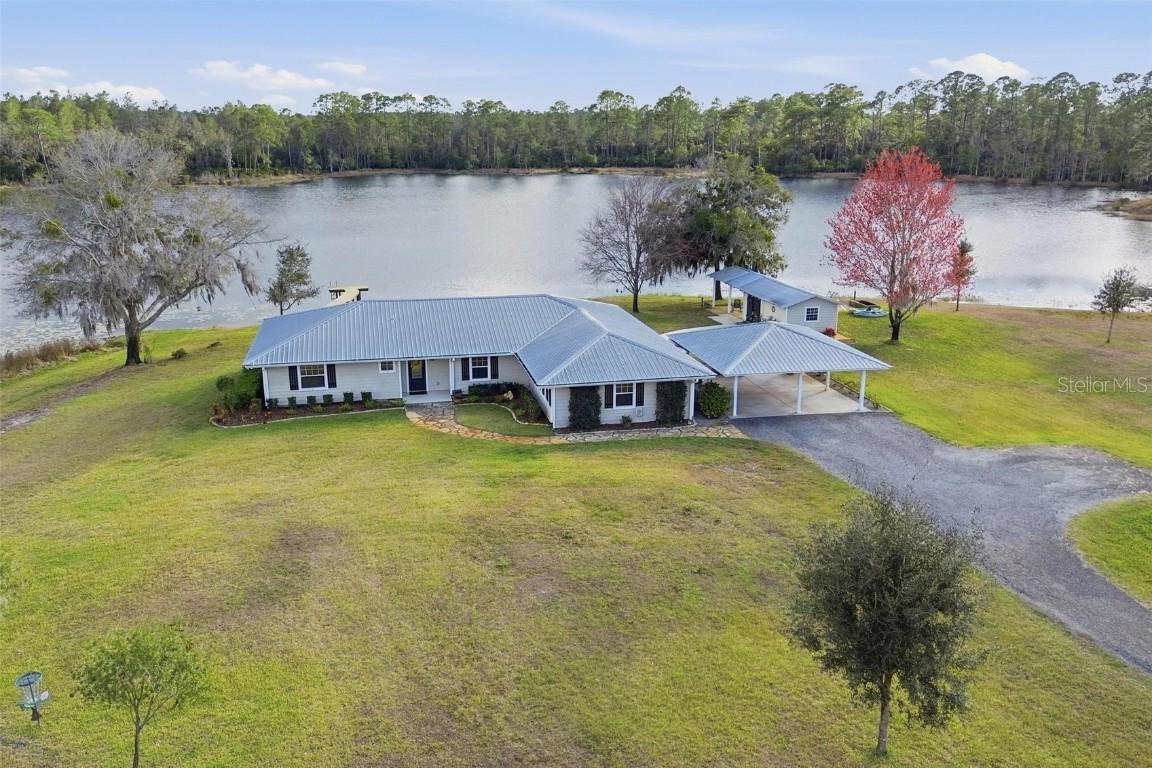 1713 Reynolds Rd., De Leon Springs, FL 32130